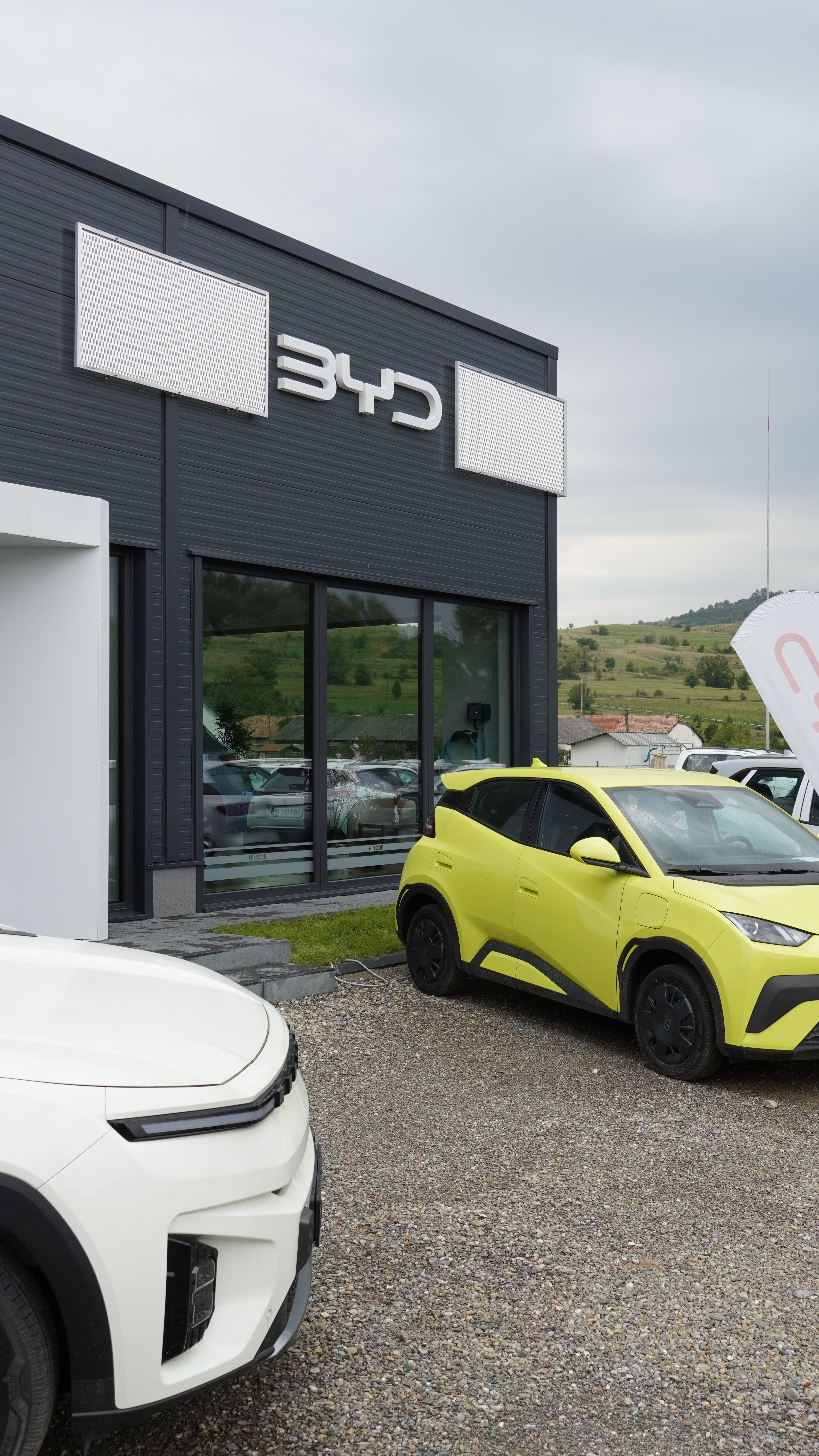 SHOWROOM ȘI SERVICE BYD / HINODE / KGM